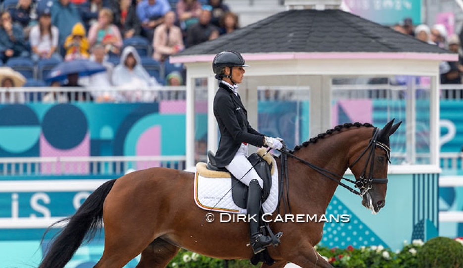 Michele George and Best of 8 winning gold at the 2024 Paralympics in Paris :: Photo © Dirk Caremans