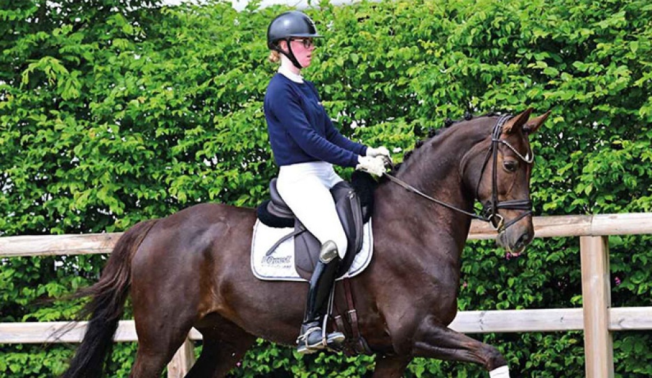 Antina G (by La Vie x Don Romantic)