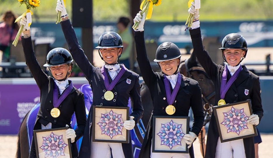 Team gold for Region 3's Reece O'Keefe, Allison Berger, Ava Babnick, and Eila Fisk :: Photo ©US Equestrian