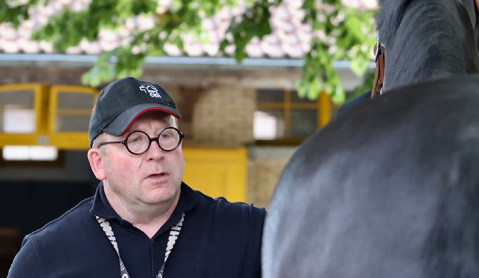 Dr. Beat Wampfler at the Swiss National Horse Center in Berne :: Photos © Silke Rottermann