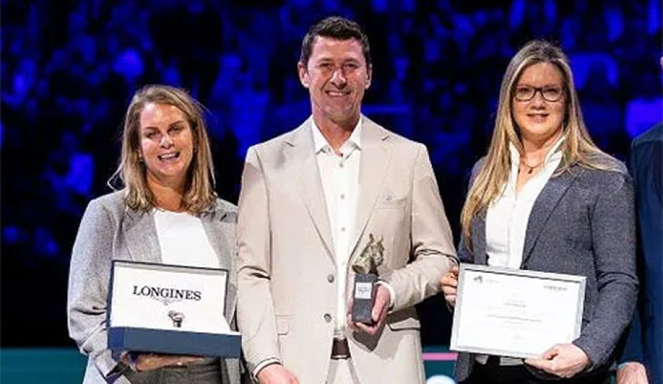Stephan Kurz at the award ceremony when he won the WBFSH Breeder of the Year award last year :: Photo © WBFSH