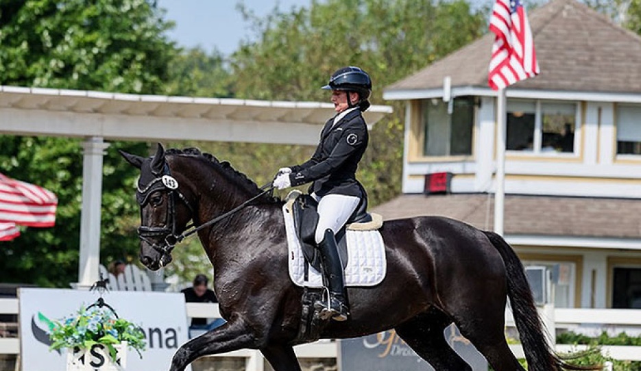 Mackenzie Peer (FL) with 6-year old Sonnenberg’s Primrosa, the reserve champions at the 2026 U.S. Young Horse Championships :: Photo © Susan Stickle