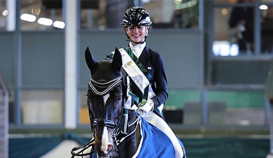 Isabel Platts and Pin Rock's Foxfire Blitz at the 2026 CDI Wellington Heckfield :: Photos © Charlotte Bury