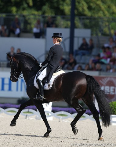 Helen Langehanenberg and Damsey did not have their day in Aachen. The stallion refused to piaffe and was against the leg. Rematch in the Special