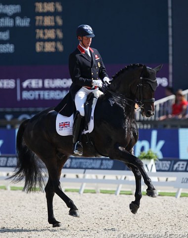 Carl Hester and Hawtins Delicato. Hester struggled with a super hot 11-year old and the test was riddled with mistakes despite a nice piaffe and passage. Uthopia's music could not save the day. Pity