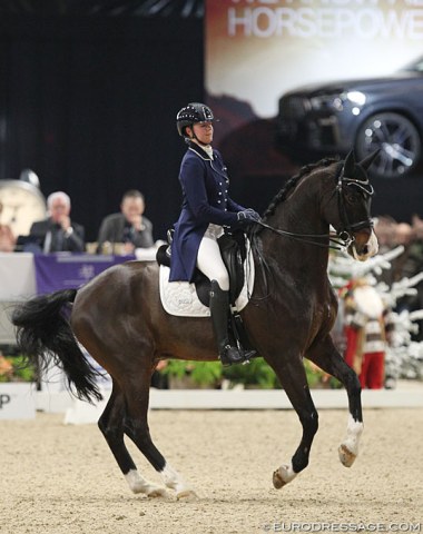 Laurence Roos and the 14-year old BWP bred Fil Rouge (by Stedinger x Argentinus) were 7th with 71.478