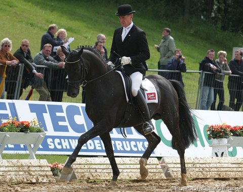 Desperados (by De Niro x Wolkenstein II) - Shown in Verden by Holga Finken. OK, he didn't compete in the World Championships but in the Hanoverian young horse championships held at the same time. He was 3 then. Went on to be Kristina Sprehe's 2012 and 2016 Olympic medal winning horse