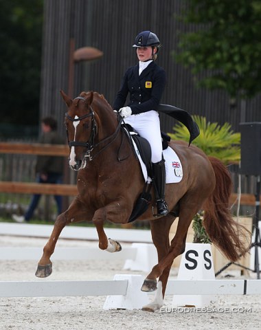 British Annabella Pidgley made her CDI debut in the junior division on Belafonte