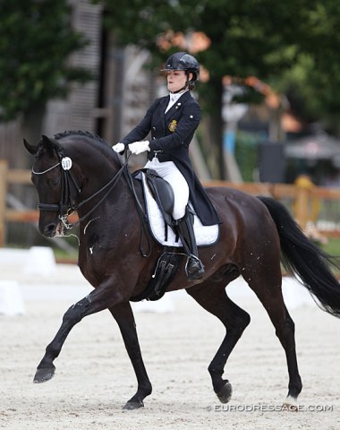 Belgium's sole Under 25 pair of the moment: Lore Vandenborne on the 12-year old Belgian warmblood Ikke Pia van de Bergerhoeve (by San Amour x Donnerhall)