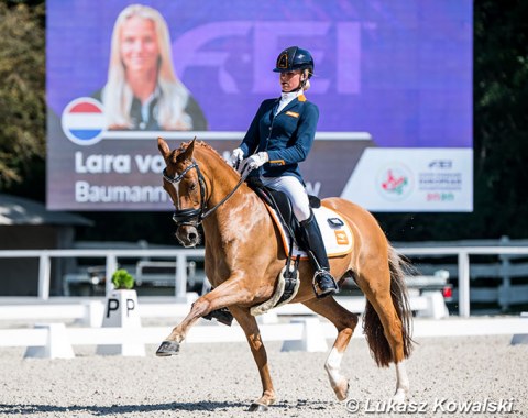 The top placed Dutch pair, Lara van Nek on Baumann's Despino, place 7th in the Kur
