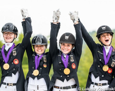 The German team gold medal winners: Allegra Schmitz-Morkramer, Jana Lang, Anna Middelberg, Valentina Pistner