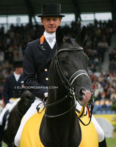 ....it's not. Edward Gal and Gribaldi at the 2005 CDIO Aachen