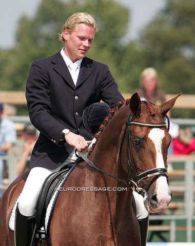 Henri Ruoste (FIN) on NiklasAnother debutant into the international arena: Henri Ruoste at the 2005 World Young Horse Championships on Niklas, years before his CDI GP debut