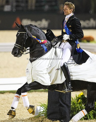 Edward Gal and Totilas Win the Kur Gold Medal at the 2010 World Equestrian Games :: Photo © Astrid Appels