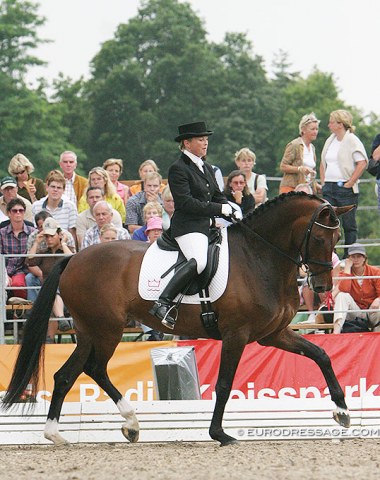 Danish Bettina Laisbo was a regular at the World Young Horse Championships in 2003, 2004 and 2005 (here with Donatella). Since then she has been active on the national Danish young horse show circuit