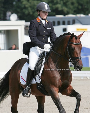 Recognize these Grand Prix riders when they were pony kids? Anne Meulendijks on Boticelli