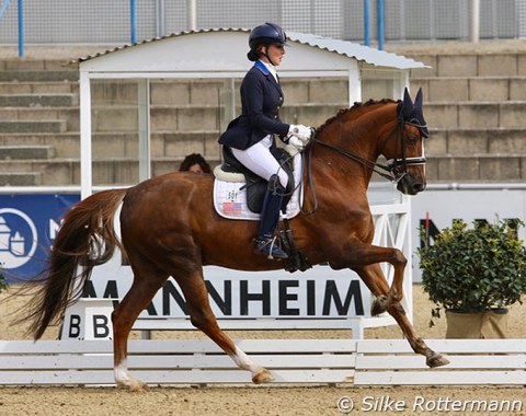 The sole US American representative in Mannheim, Cynthia Screnci, and the 14-year-old Sir Chipoli.