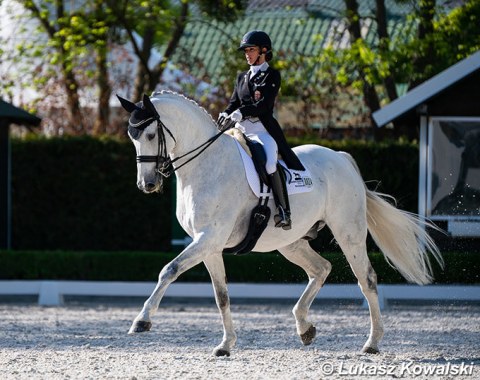 Show hostess Aniko Losonczy competing with Dior S (by Spielberg)