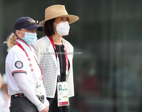 U.S. team trainer Debbie McDonald and Suppenkasper's owner Akiko Yamazaki