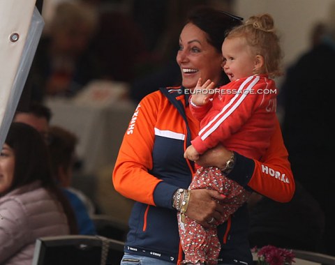 Renate van Uytert's daughter waves to her mom who competed in the 7-year old finals