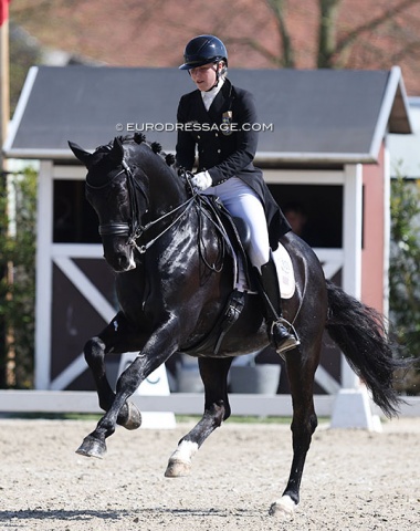 Swedish Elin Aspnas on the 16-year old Boukefallos (by Aachen x Krack C). The black was not ideal in the contact, but showed the best one tempi changes of the show