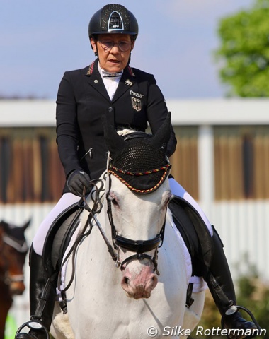 German Martina Benzinger and her 16-year-old Lipizzan mare Nautika continued  their winning streak in Grade 1. After Randbol and Waregem they also took two wins at CPEDI Mannheim and look a serious contender for the German team for  Herning.