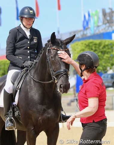 German Heidemarie Dresing has found another world-class horse with the 11-year-old Oldenburg gelding Dooloop (by Dressage Roya x Rouletto) with whom she dominated the Grade II classes, just like at theBelgian CPEDI Waregem a few weeks earlier