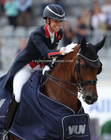 Charlotte Dujardin pats Kismet