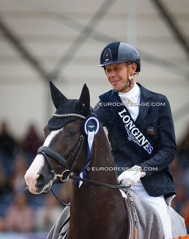 Hans Peter Minderhoud and My Toto win the 6-year old finals