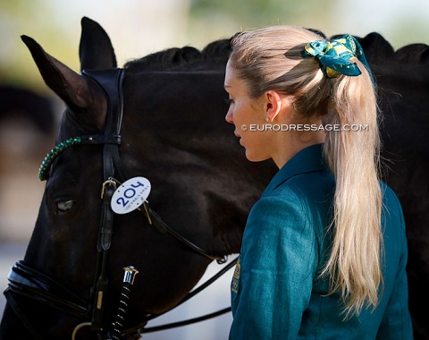 Love the Australian themed bow