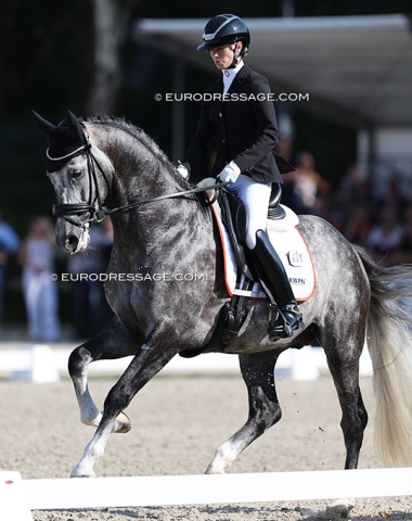 Charlotte Fry had two horses in the 6-year old division: Nalegro and Everest (by Especial). The latter was competed by Phoebe Peters at the 2023 WCYH