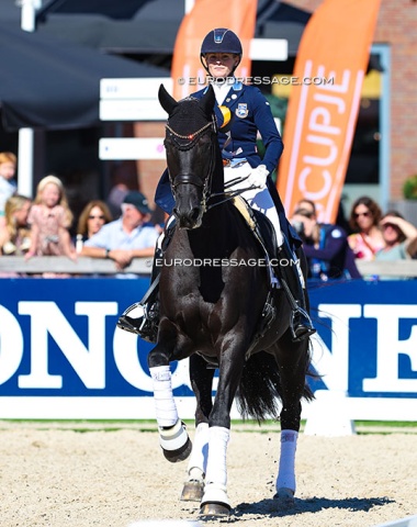 Swedish Jeanna Hogberg on BE Allex (by Ampere x Dalwhinnie): 11th