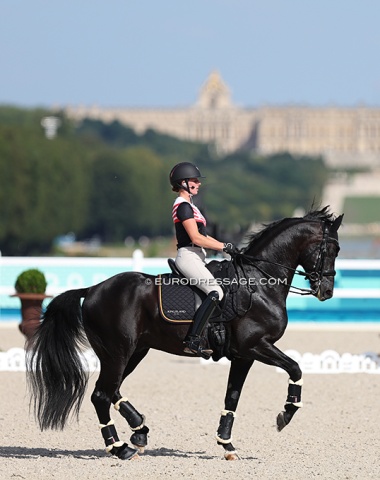 Highest scoring Belgian duo at the Olympics: Flore de Winne on Flynn. She banked the bucks right after the Games and sold Flynn to Switzerland