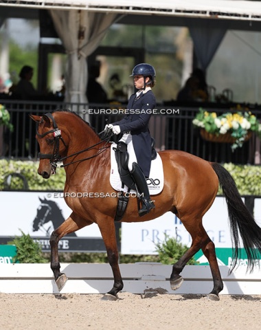 Chantal van Lanen on Jill Irving's King VE