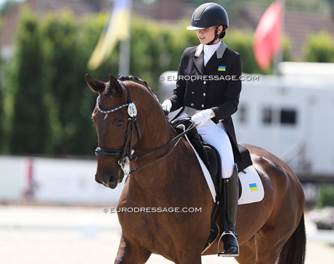 Ukrainian Viktoriia German on Dom Rico (pedigree not listed)