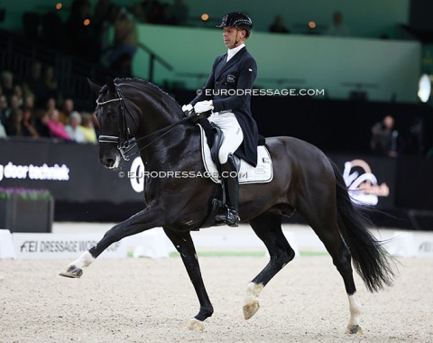 Hans Peter Minderhoud on Taminiau (by Toto Jr x Sandro Hit)