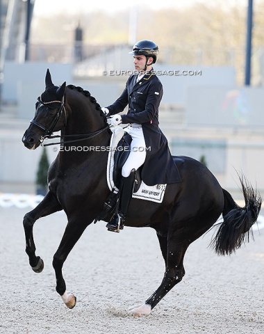 Alvaro Rodriguez Siscar on Fenella Quinn's KWPN bred Excellent Black (by Painted Black x Donnerhall)