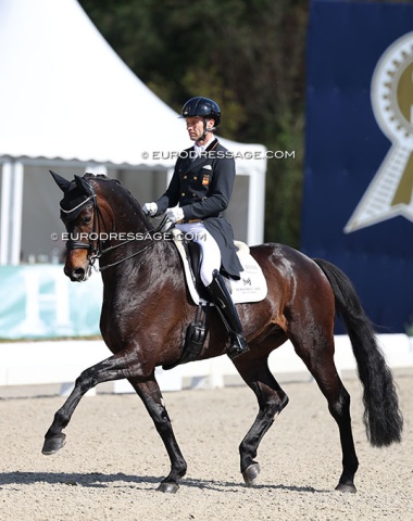 German based Spaniard Borja Carrascosa on the Colombian owned Manolo (by Morricone x Donnerhall)