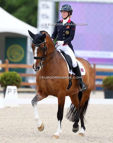 British Olympian Laura Tomlinson debuted her cousin Beatrice Marienau's Issey in Lier
