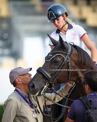 Maria and Paulo Caetano with Hit Plus