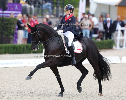 Poland's Sandra Sysojeva and Maxima Bella were 12th with a personal best of 72.811