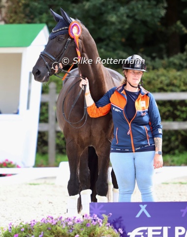 Caramba took it all in like the old pro he is