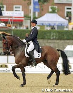 Arjen Teeuwissen and Goliath T at the 2001 European Championships in Verden :: Photo © Dirk Caremans