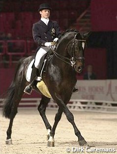 Stefan Peter aboard Acartenango at the 2001 CDI-W Paris :: Photo © Dirk Caremans
