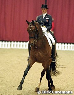 Gonnelien Rothenberger-Gordijn on Leonardo da Vinci at the 2001 World Cup Finals :: Photo © Dirk Caremans