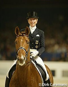 Heike Kemmer and Bonaparte :: Photo © Dirk Caremans