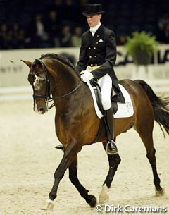 Vincent van Gasselt on Inspekteur at the 2003 Zwolle International Stallion Show :: Photo © Dirk Caremans