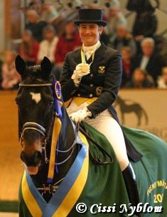 Tinne Vilhelmson and Just Mickey win the 2004 Swedish Championships :: Photo © Cissi Nyblom