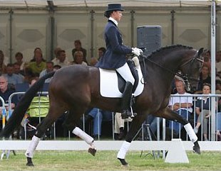 Poetin at the Cees Lubbers' Executorial Auction on 1 September 2005 :: Photo © Leandra van der Heijden