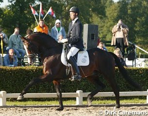Hans Peter Minderhoud and Uptown win the 2005 Pavo Cup Finals :: Photo © Dirk Caremans